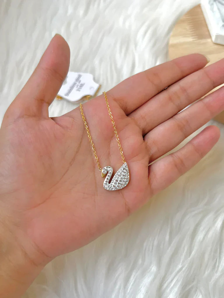 Luxury Swan Pendant