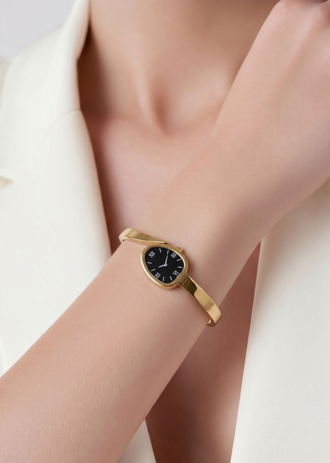 Minimal Gold Bangle Watch