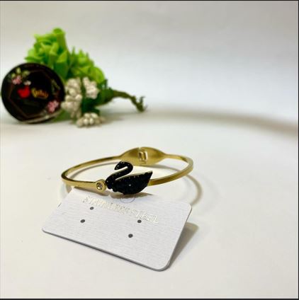 Black Swan Gold Cuff